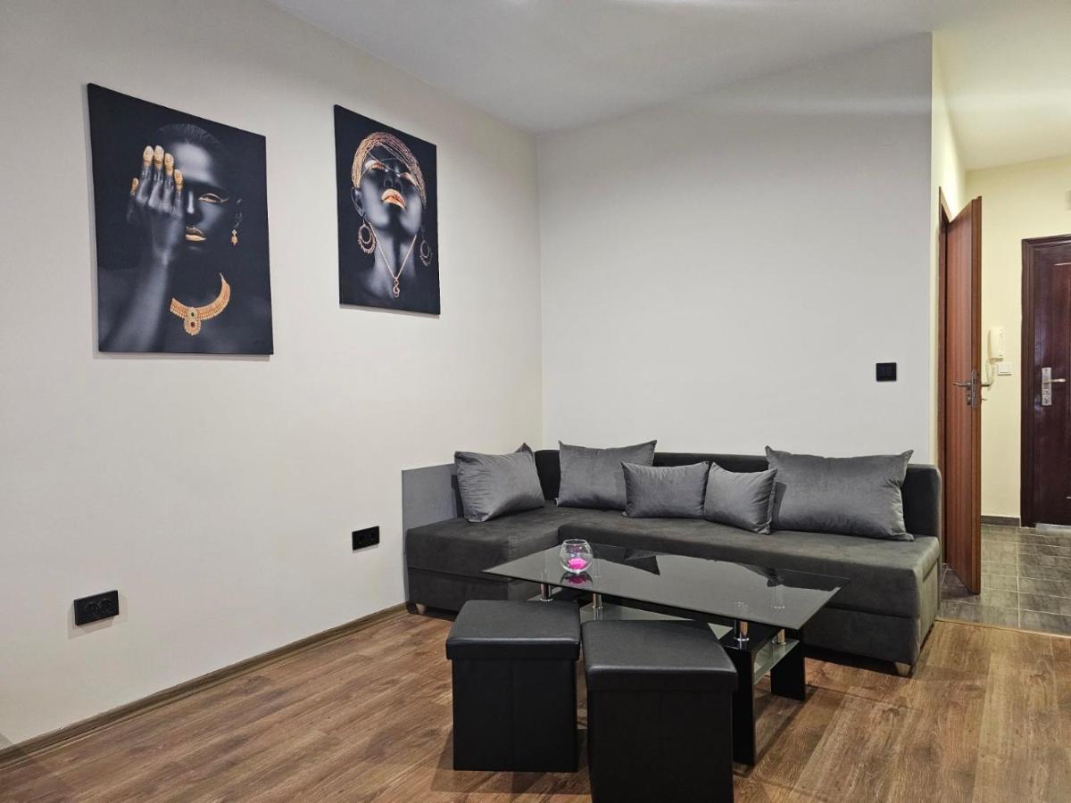 Studio Mirage Kazanlŭk 외부 사진